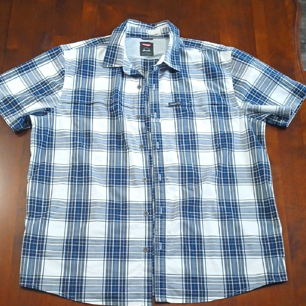Men's Wrangler  Blue Plaid Shirt, XL , pre-owned,  excellent conditions